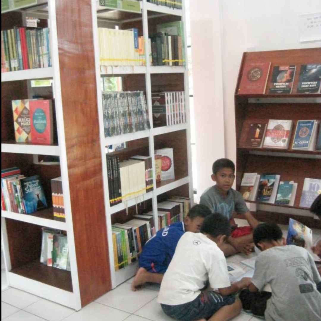Peran Masjid Untuk Meningkatkan Minat Baca dan Semangat Mencari Ilmu